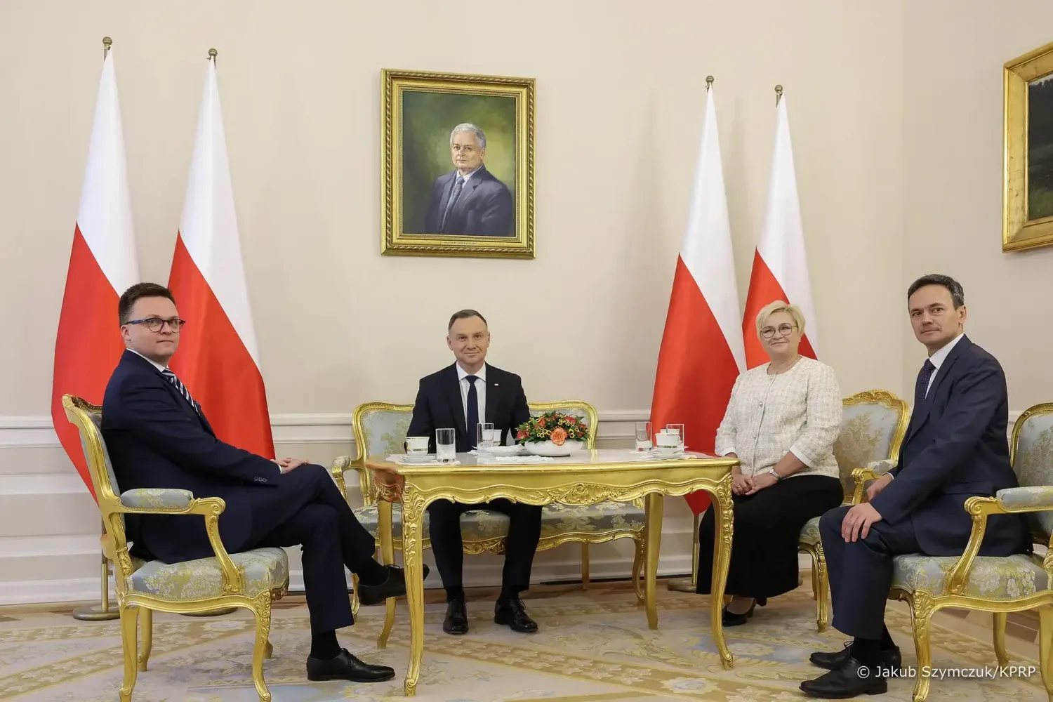 Spotkanie Prezydenta Andrzeja Dudy z marszałkiem Szymonem Hołownią w pałacu prezydenckim 2023