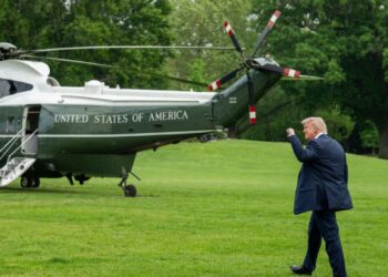 Donald Trump 100 dni