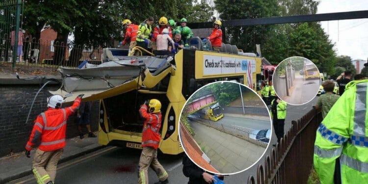 Wypadek autobusu w Manchesterze dach zerwany na niskim moście