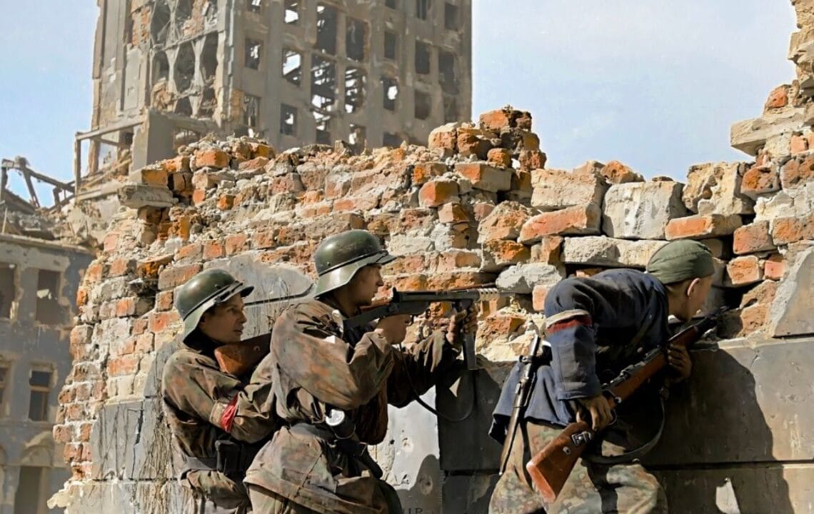 Foto: x.com/Kolorhistorii
Fotografia z Powstania Warszawskiego 1944.
