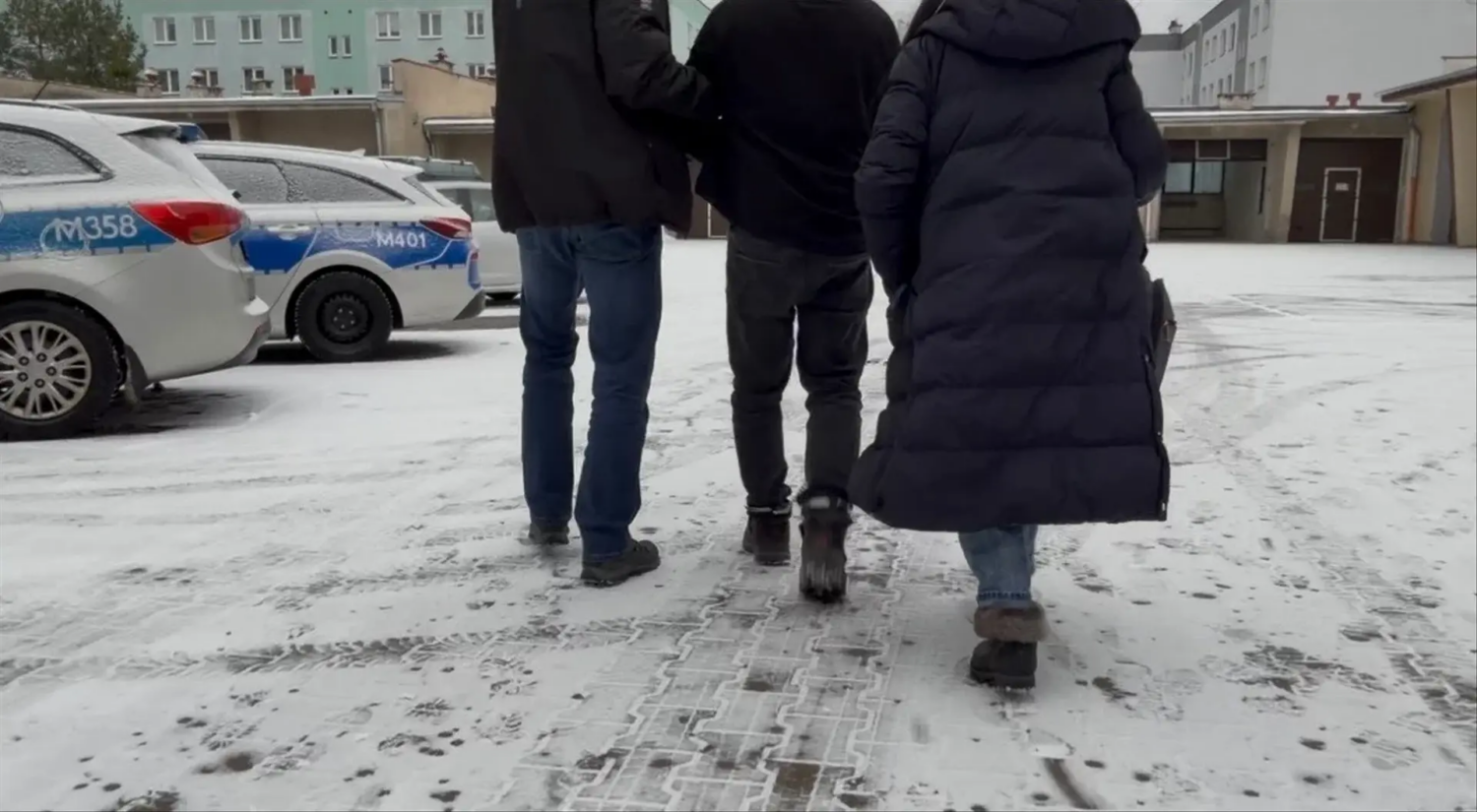 Ojciec wbił nóż w plecy 6-letniej córce. Co wiemy o wstrząsającym ataku?