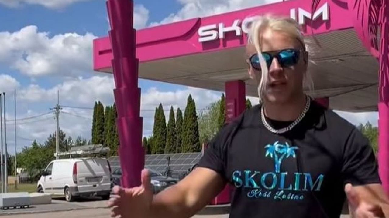 skolim stacja paliw